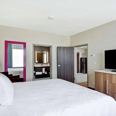 Home2 Suites By Hilton Bedford Dfw West Εξωτερικό φωτογραφία